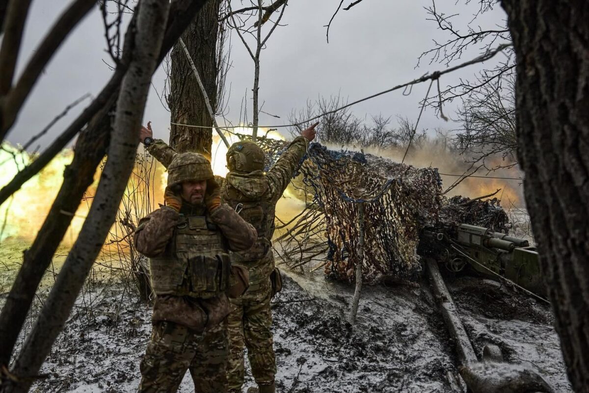 За добу на фронті відбулися 64 бойових зіткнення, 27 з яких — на Авдіївському напрямку