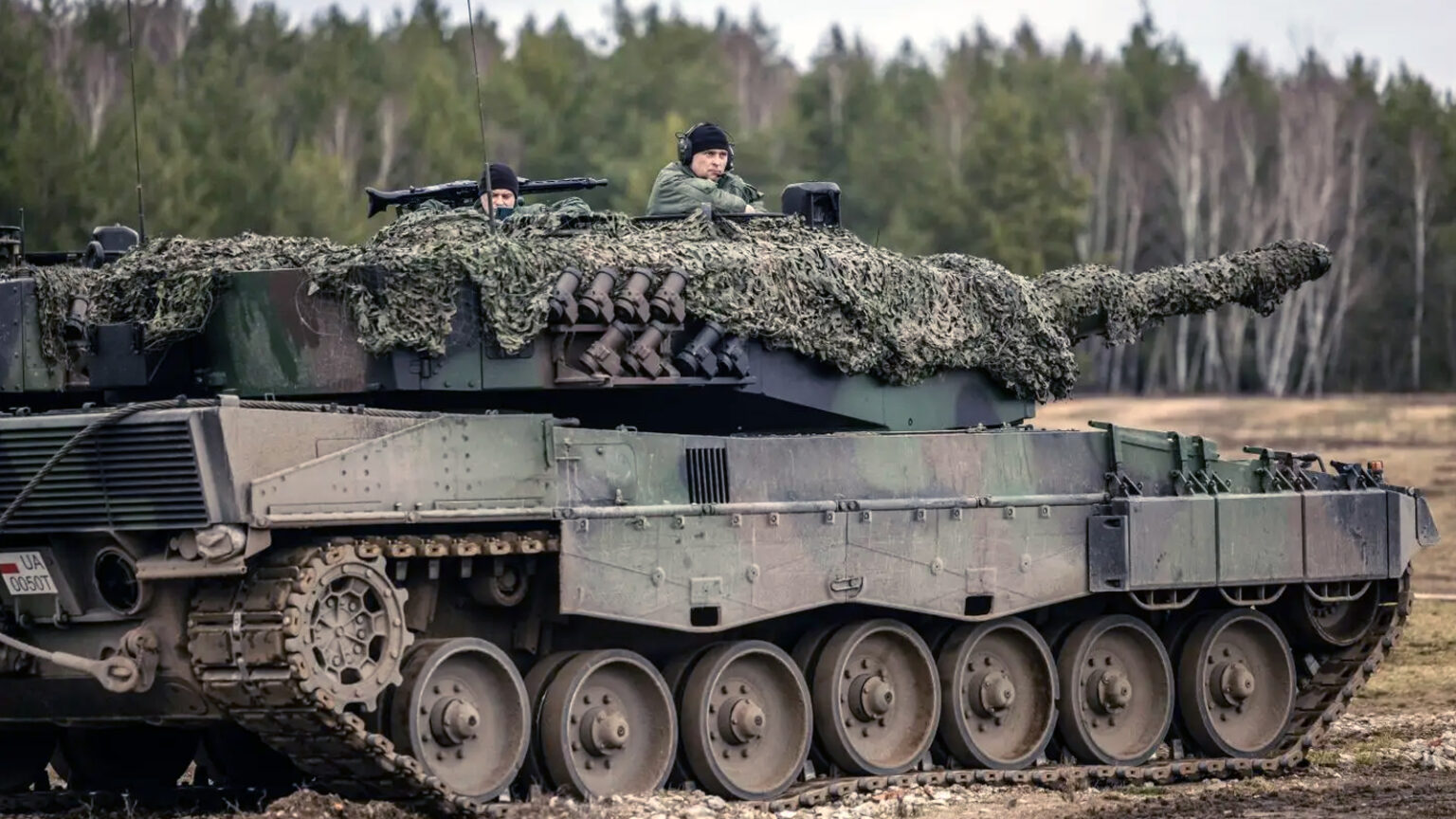 Нідерланди та Данія передадуть Україні 14 танків Leopard 2