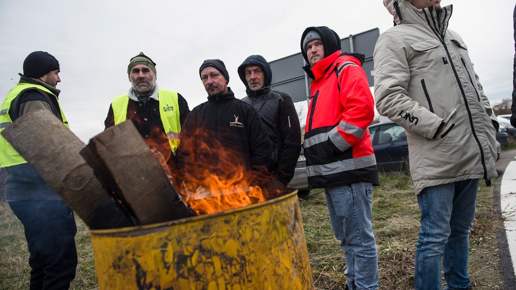 Польські фермери виходять на дороги протестувати проти імпорту агропродукції з України