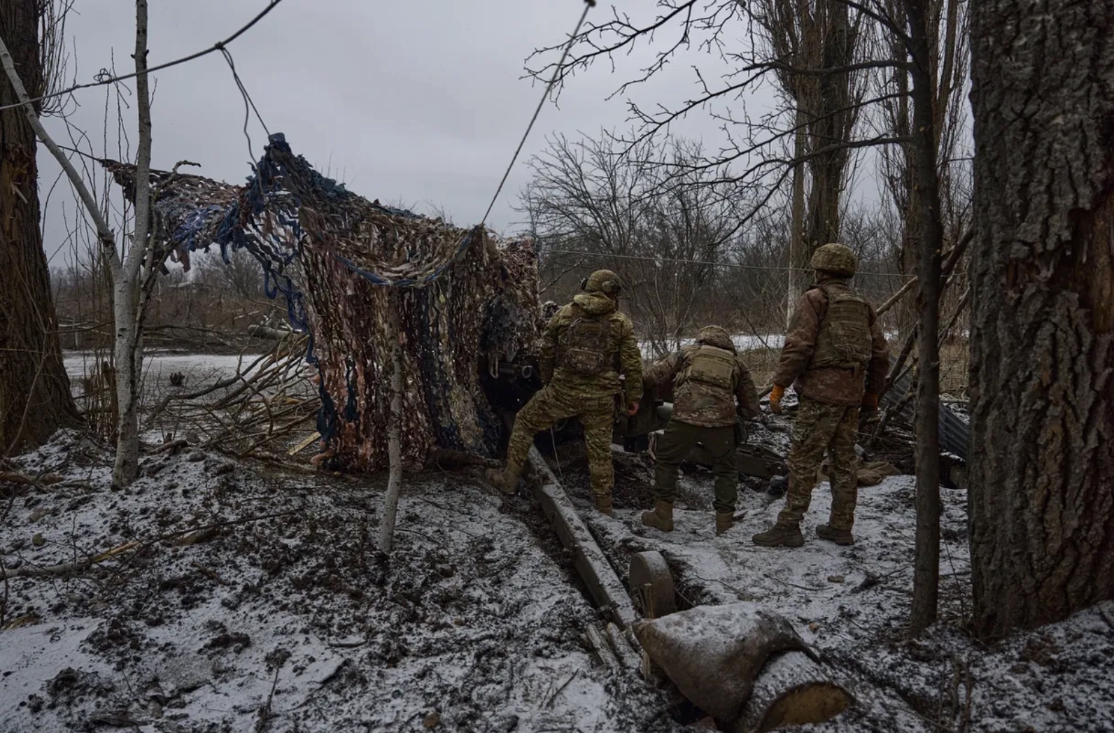 Сирський виводить українські війська з Авдіївки