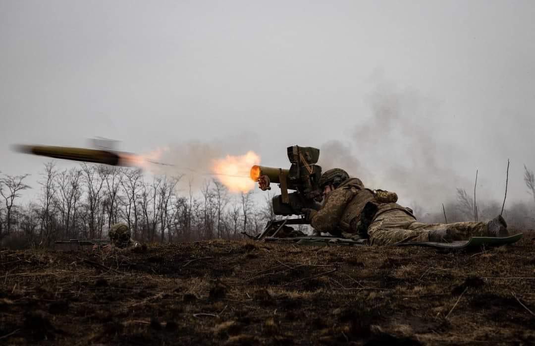 На лівобережжі Дніпра наші воїни знищили ЗРК «Бук», 8 гармат та майже 200 окупантів