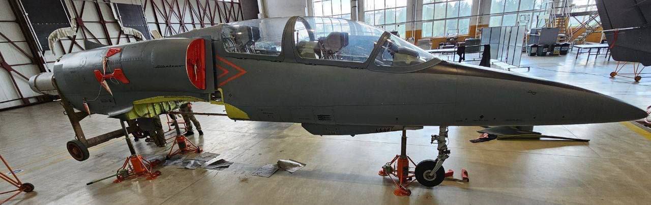 Литва передала Україні легкий штурмовик L-39 Albatros