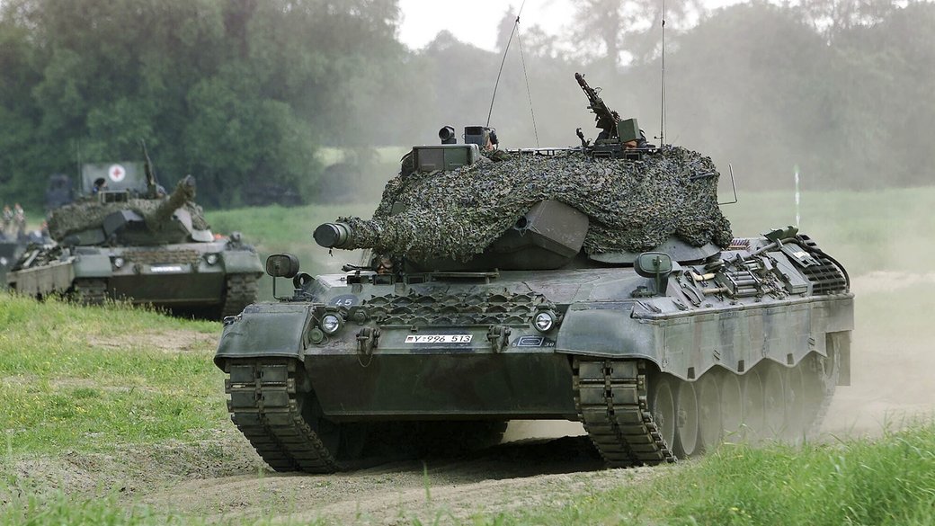 Україна отримала ще вісім танків Leopard 1 від Німеччини та Данії