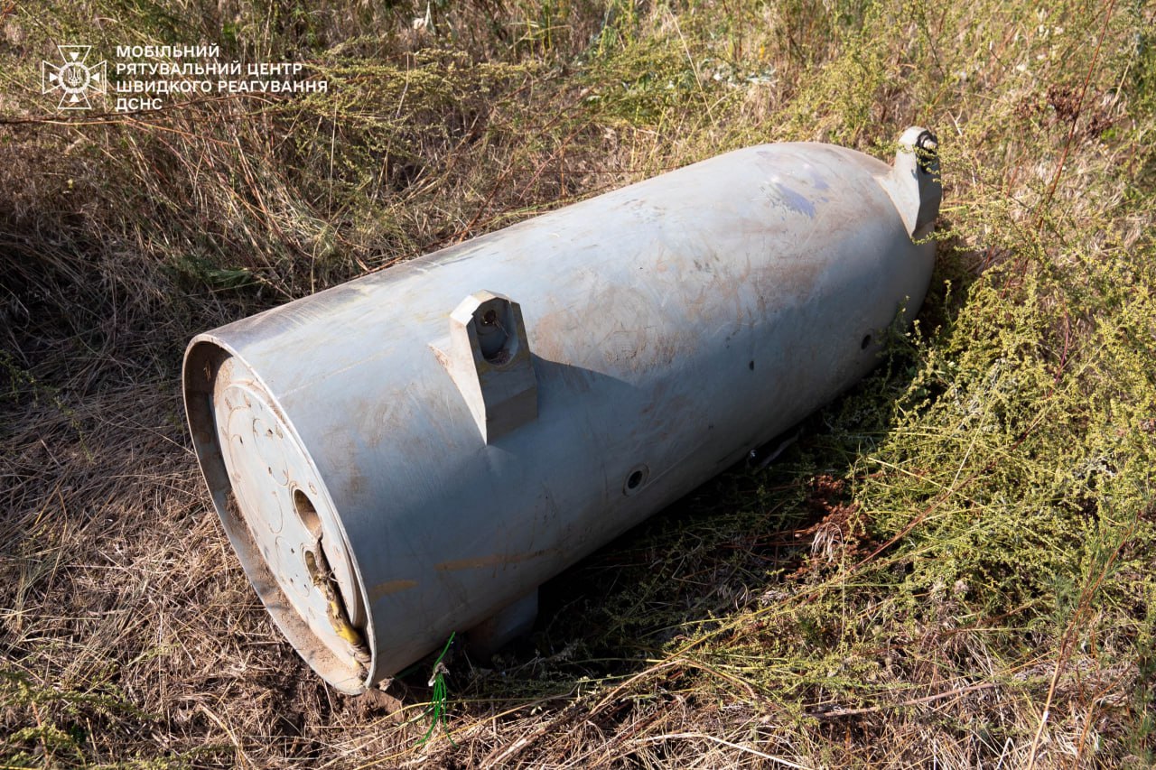 Тандемні бойові частини трьох крилатих ракет Х-101 вилучили та знешкодили на Київщині