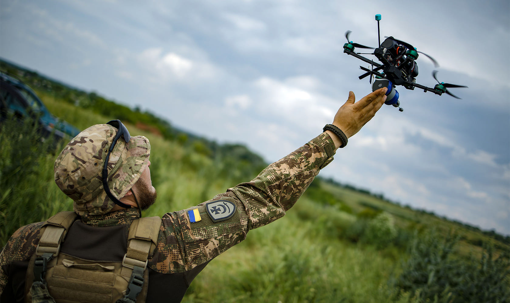 Українські FPV-дрони винищують розвідувальні безпілотники окупантів